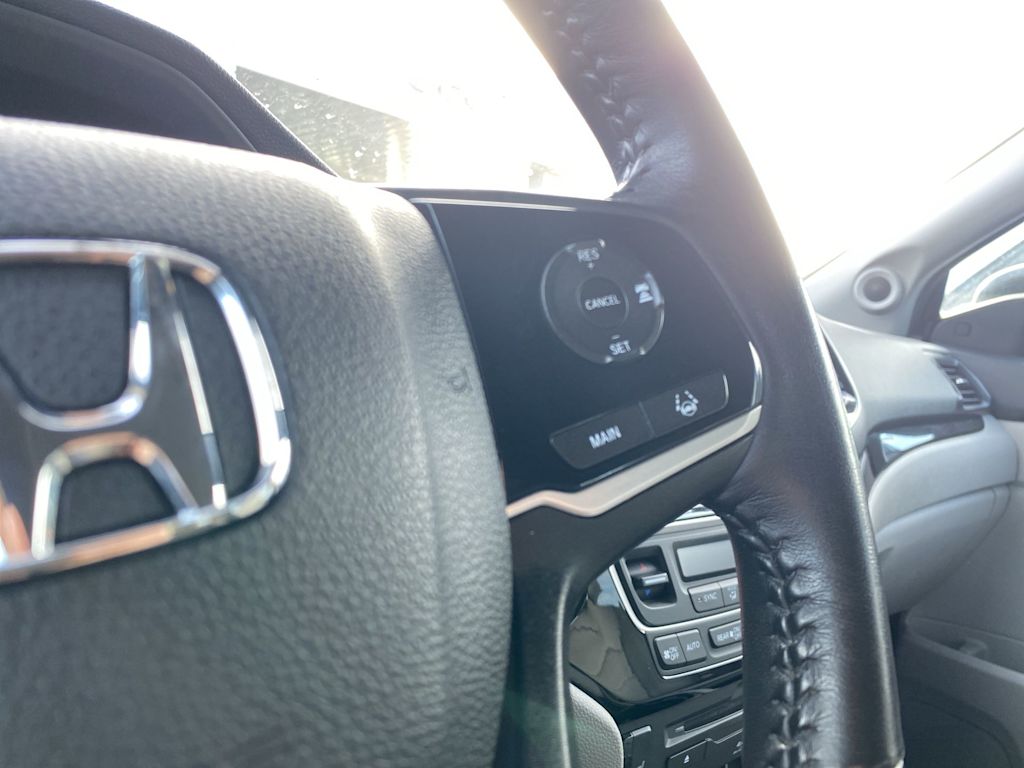 Thumbnail: 2019 Honda Pilot - 23