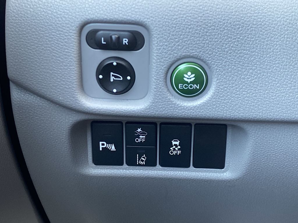 Thumbnail: 2019 Honda Pilot - 28