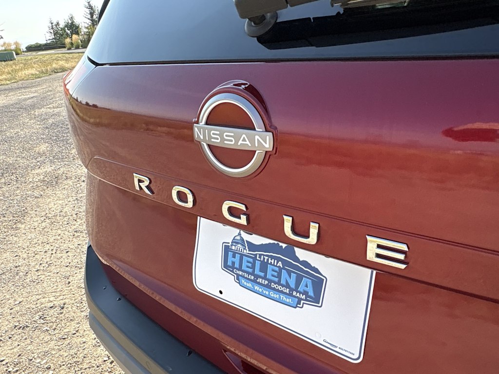 Thumbnail: 2023 Nissan Rogue - 7
