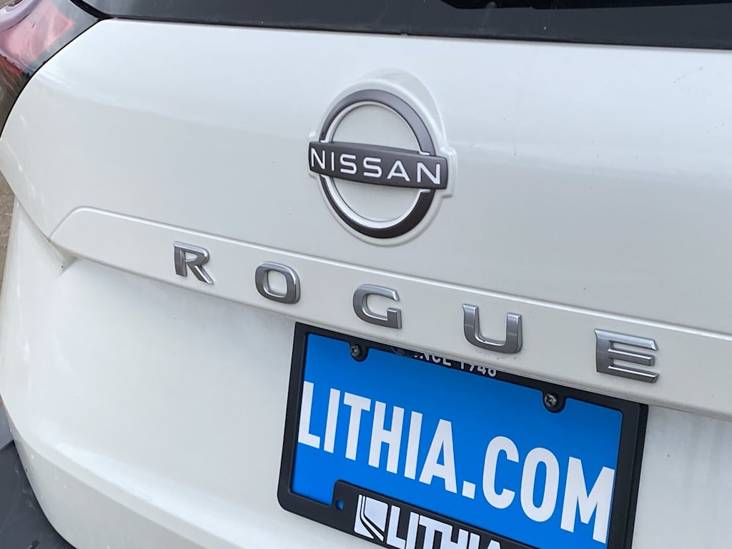 Thumbnail: 2023 Nissan Rogue - 7
