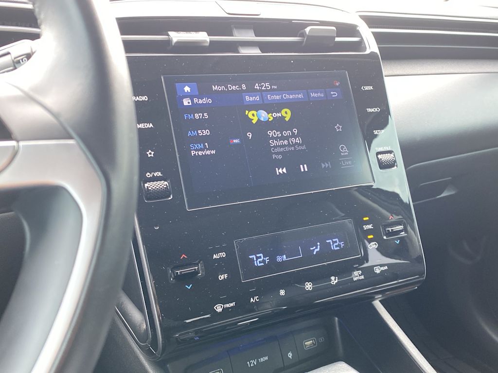 Thumbnail: 2022 Hyundai Tucson - 8