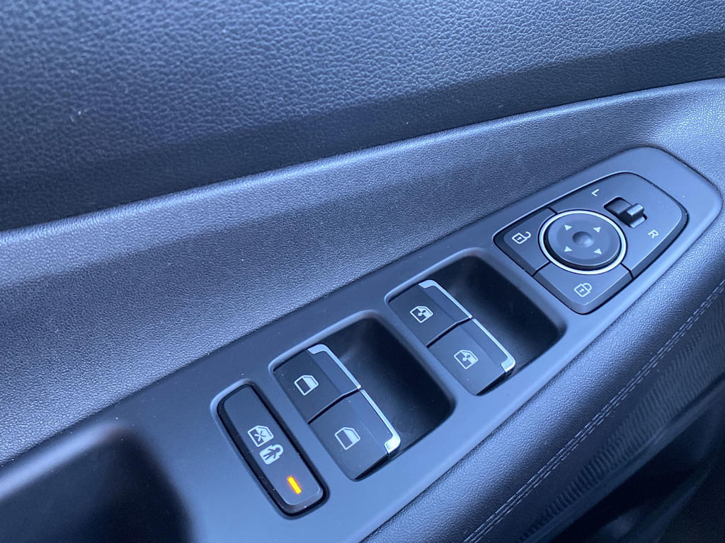 Thumbnail: 2023 Hyundai Santa Fe - 25