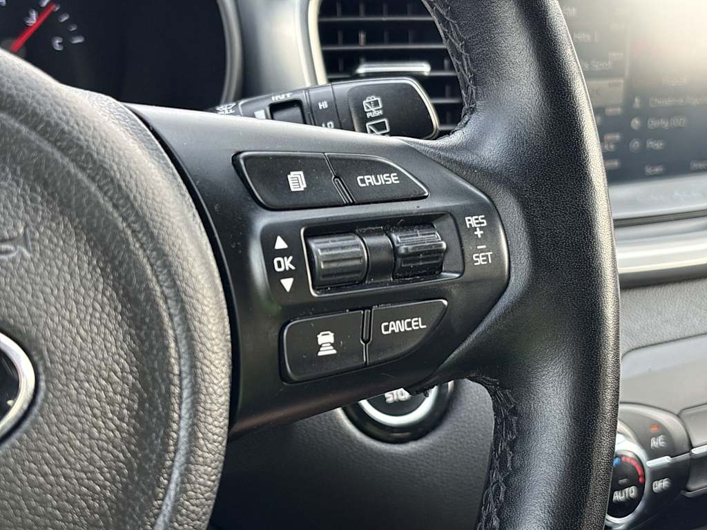 Thumbnail: 2017 Kia Sorento - 35