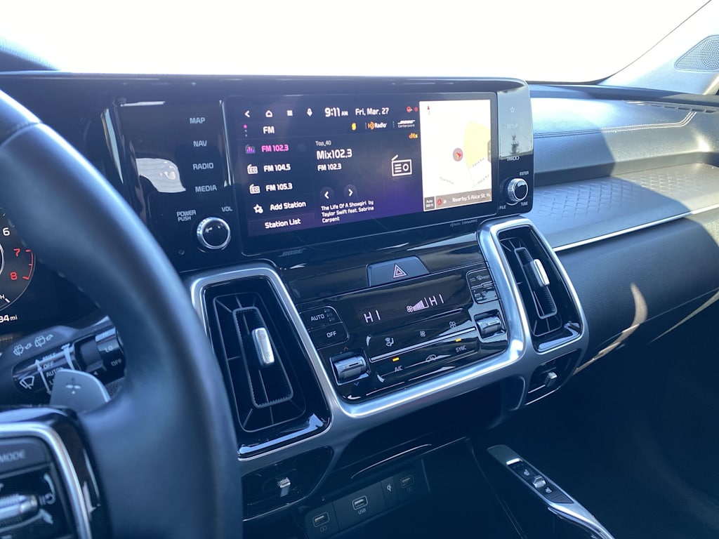 Thumbnail: 2023 Kia Sorento - 12