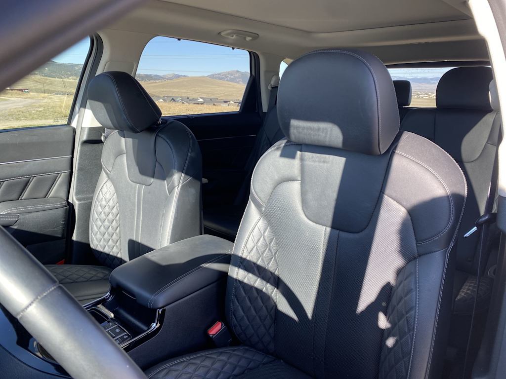 Thumbnail: 2023 Kia Sorento - 24