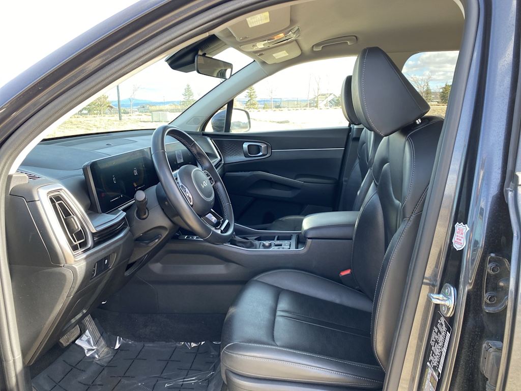 Thumbnail: 2024 Kia Sorento - 8