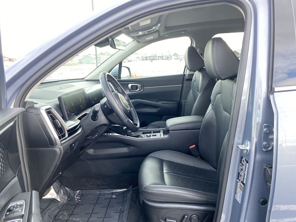 Thumbnail: 2024 Kia Sorento - 9