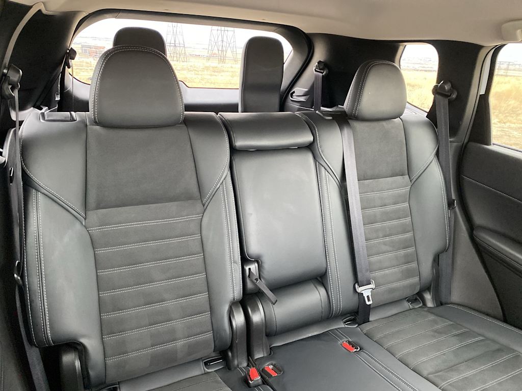 Thumbnail: 2024 Mitsubishi Outlander - 8