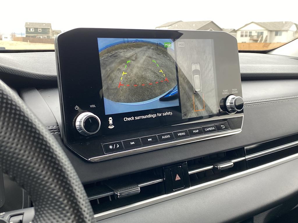 Thumbnail: 2024 Mitsubishi Outlander - 24