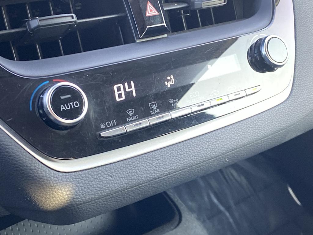 Thumbnail: 2022 Toyota Corolla - 27