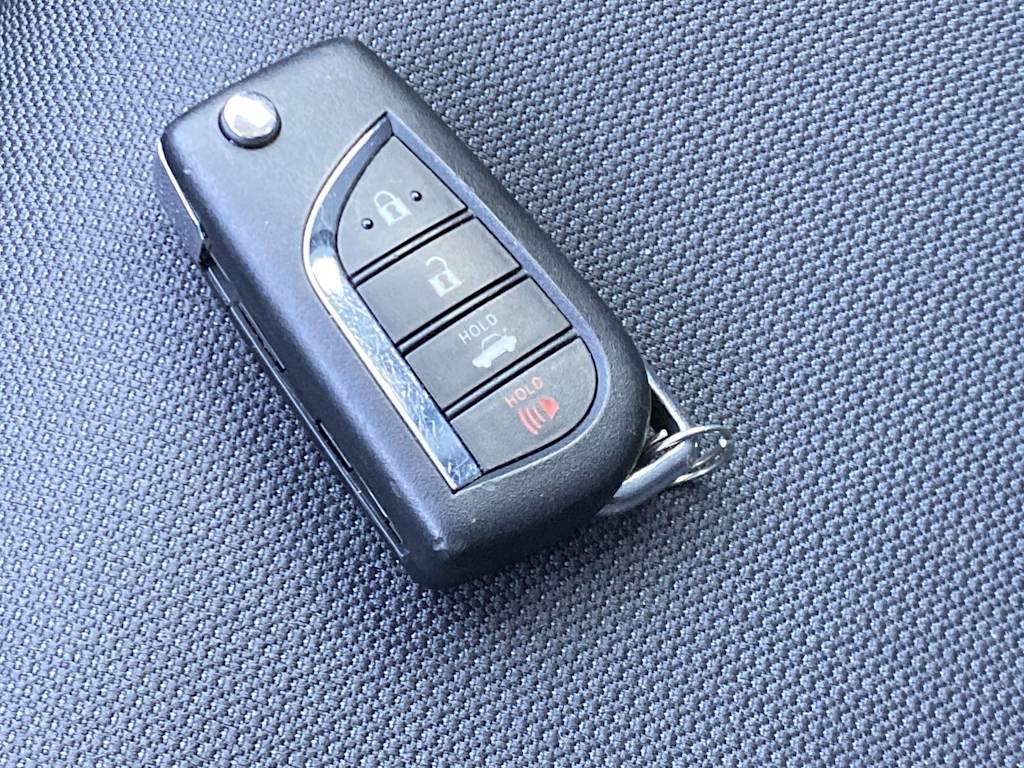 Thumbnail: 2022 Toyota Corolla - 9