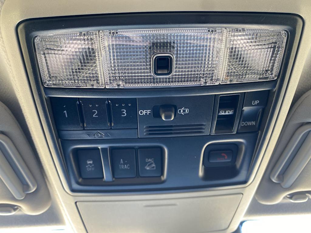 Thumbnail: 2020 Toyota 4Runner - 31