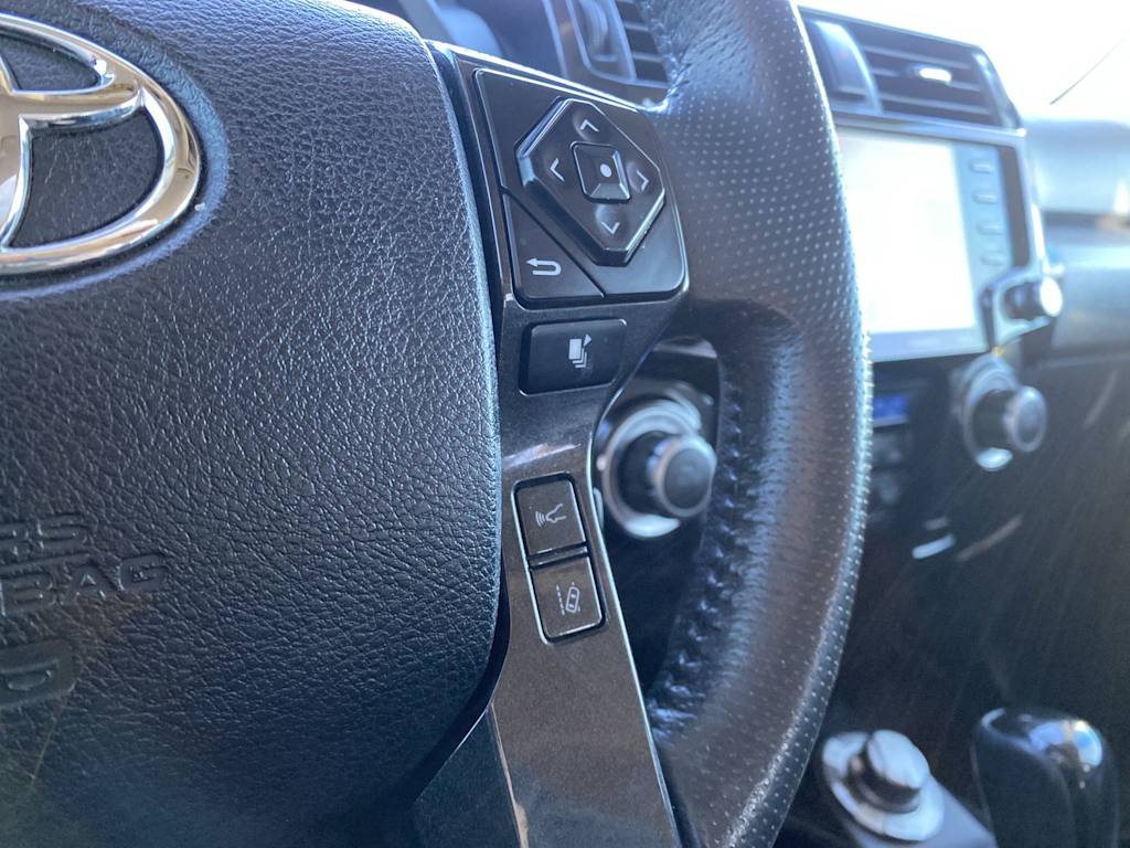 Thumbnail: 2020 Toyota 4Runner - 35