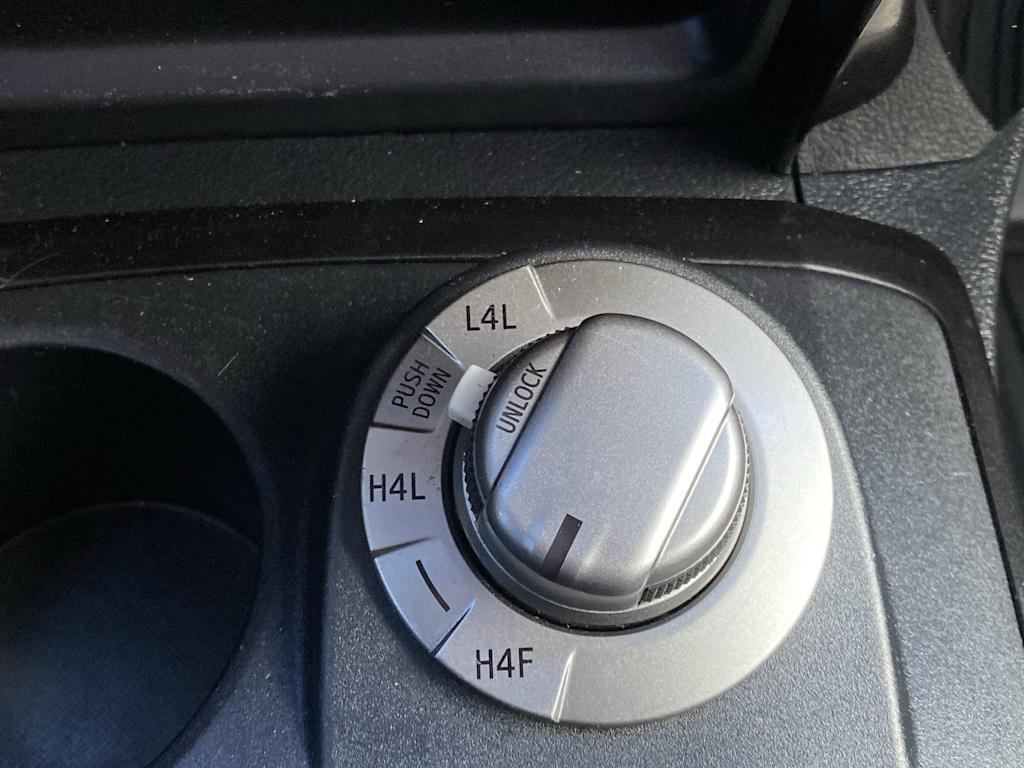 Thumbnail: 2020 Toyota 4Runner - 13