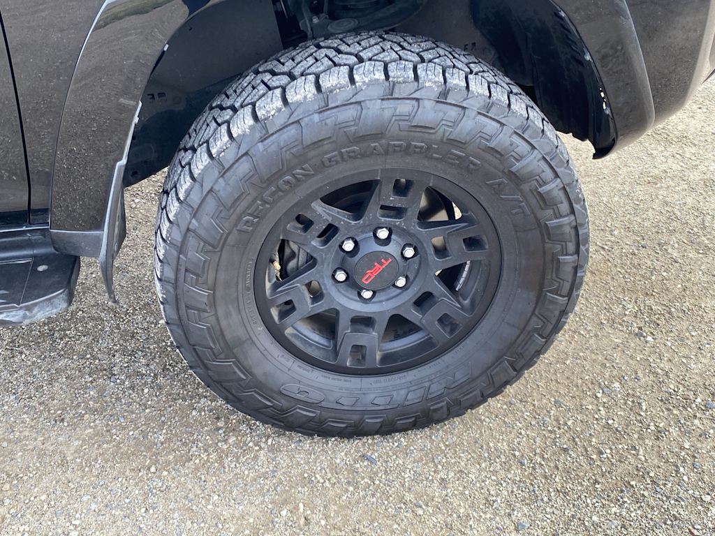 Thumbnail: 2022 Toyota 4Runner - 6