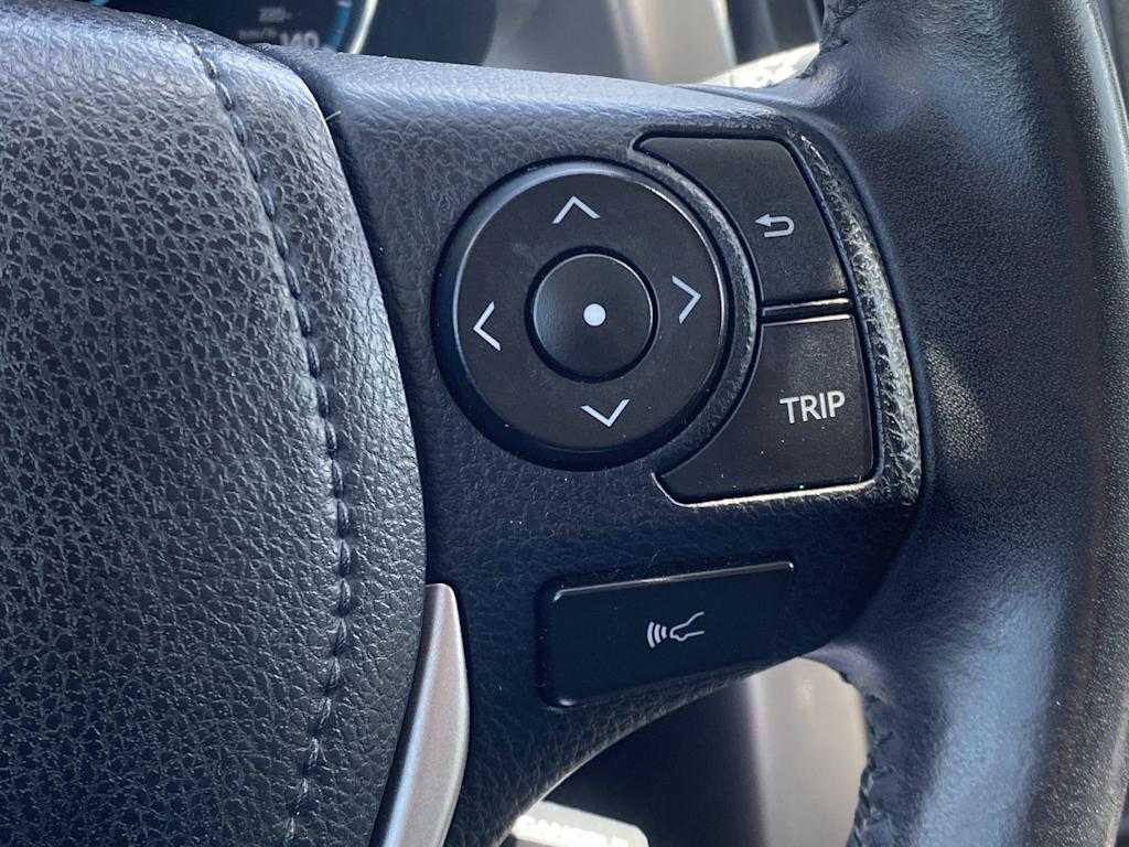 Thumbnail: 2017 Toyota RAV4 - 23