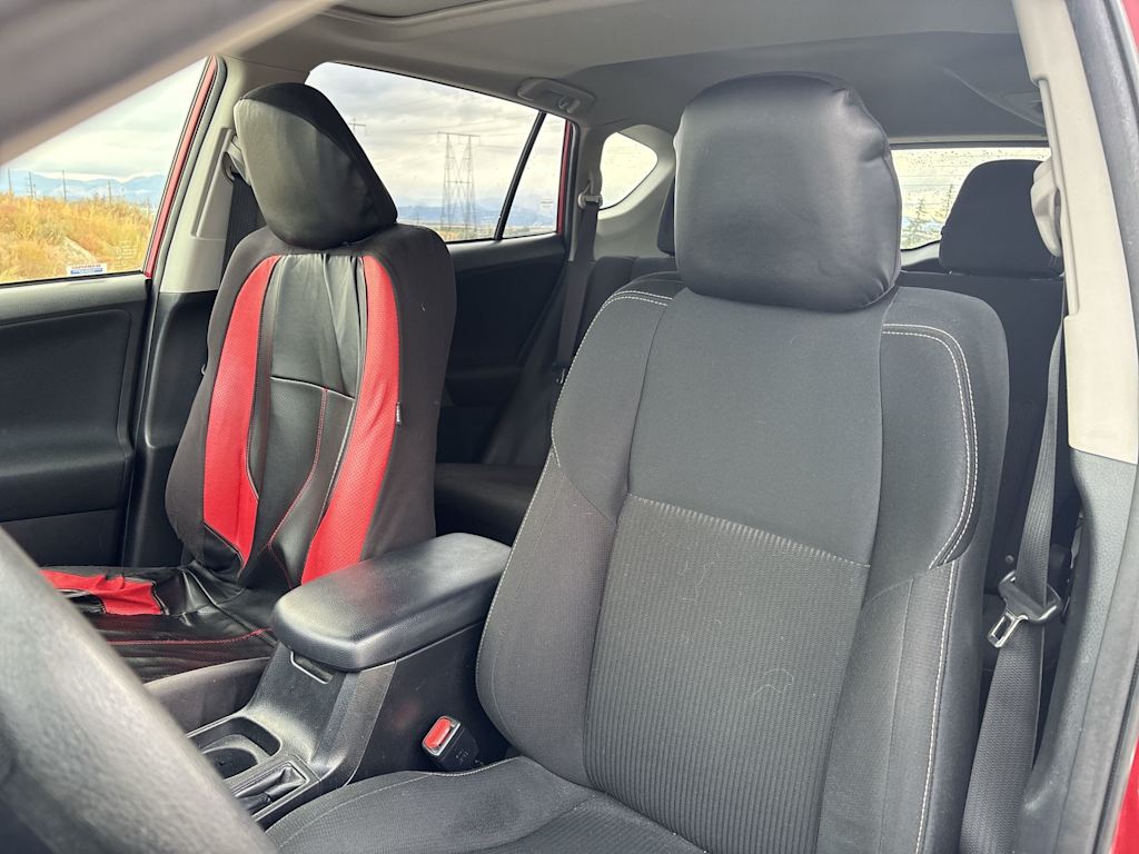 Thumbnail: 2015 Toyota RAV4 - 7