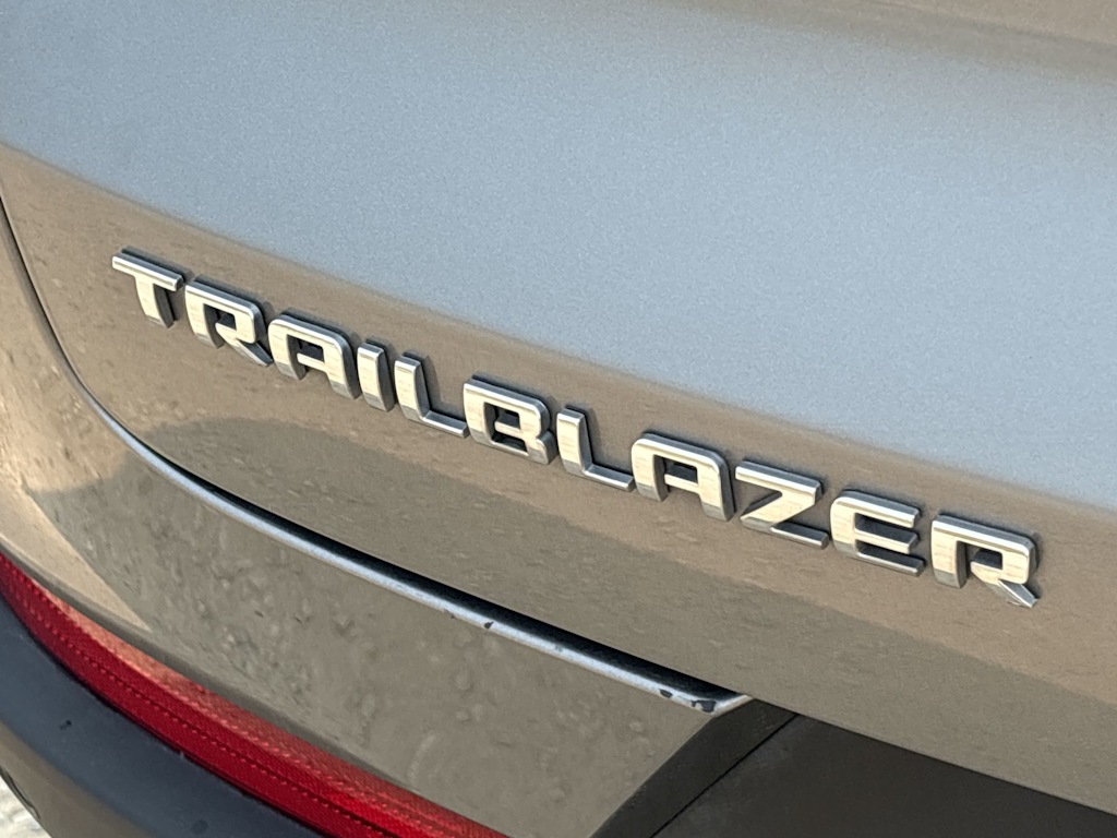 Thumbnail: 2023 Chevrolet TrailBlazer - 7