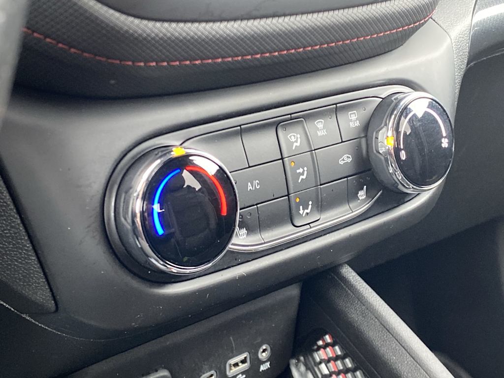 Thumbnail: 2021 Chevrolet TrailBlazer - 28