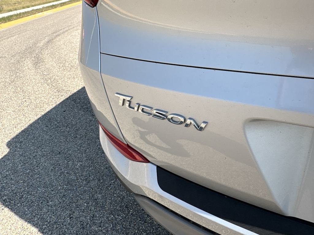 Thumbnail: 2018 Hyundai Tucson - 6