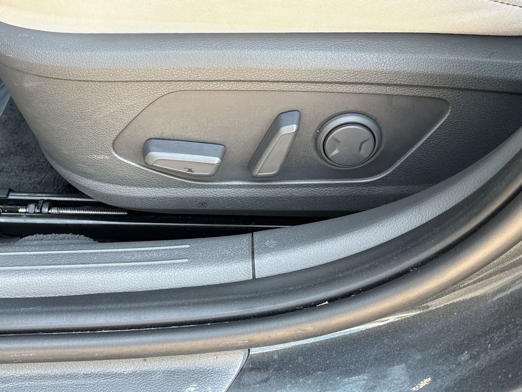Thumbnail: 2024 Hyundai Sonata - 25