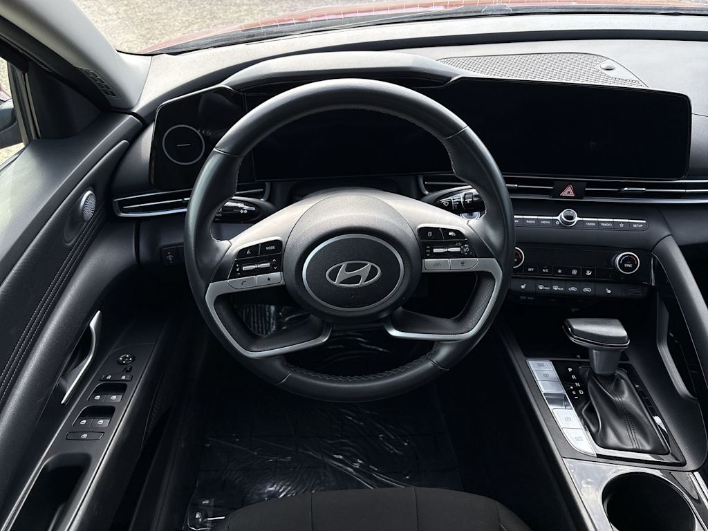 Thumbnail: 2025 Hyundai Elantra - 8