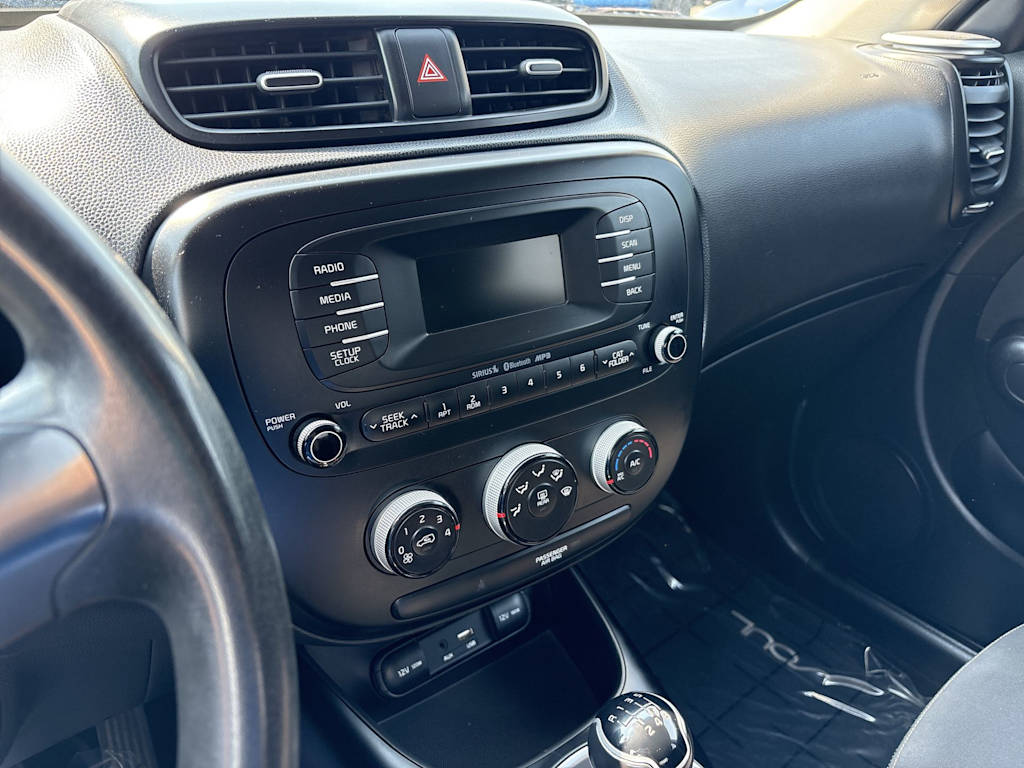 Thumbnail: 2015 Kia Soul - 9