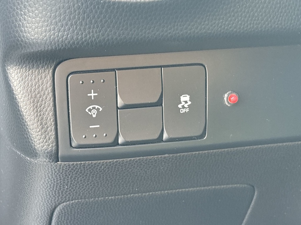 Thumbnail: 2015 Kia Soul - 16