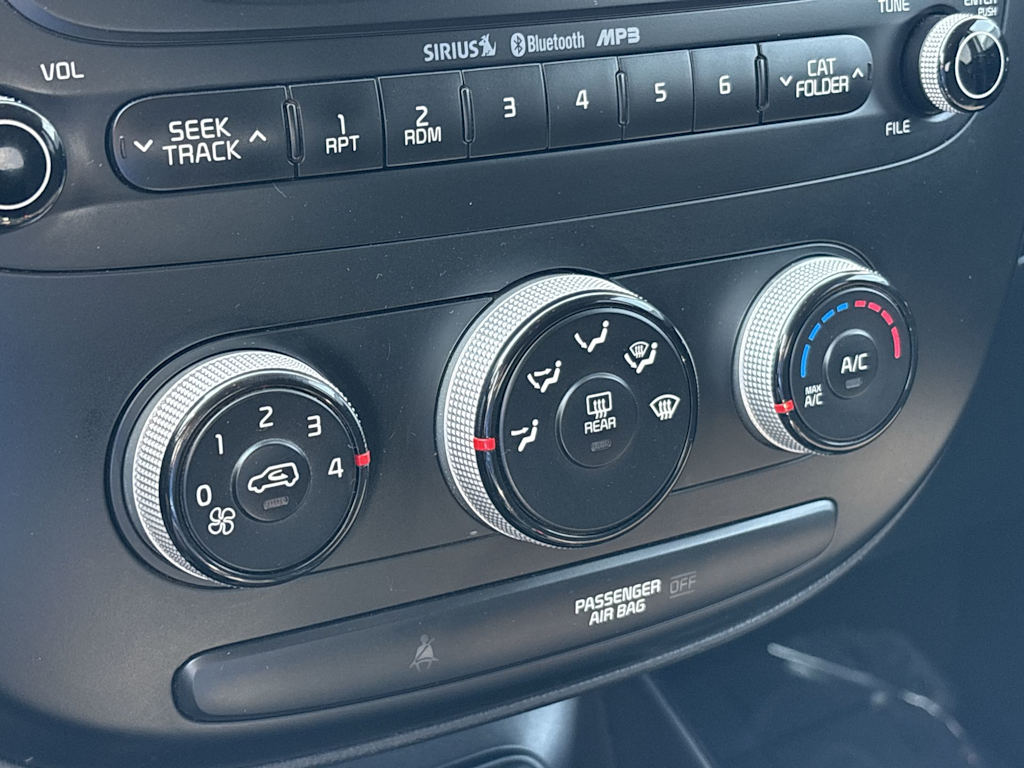 Thumbnail: 2015 Kia Soul - 17