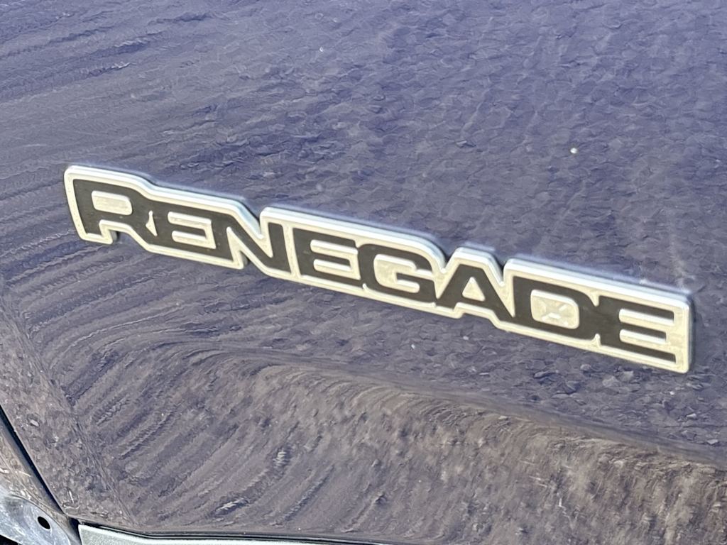 Thumbnail: 2018 Jeep Renegade - 6