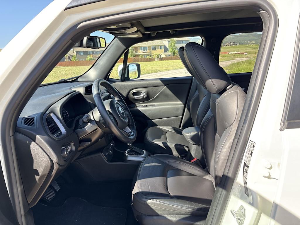 Thumbnail: 2019 Jeep Renegade - 8