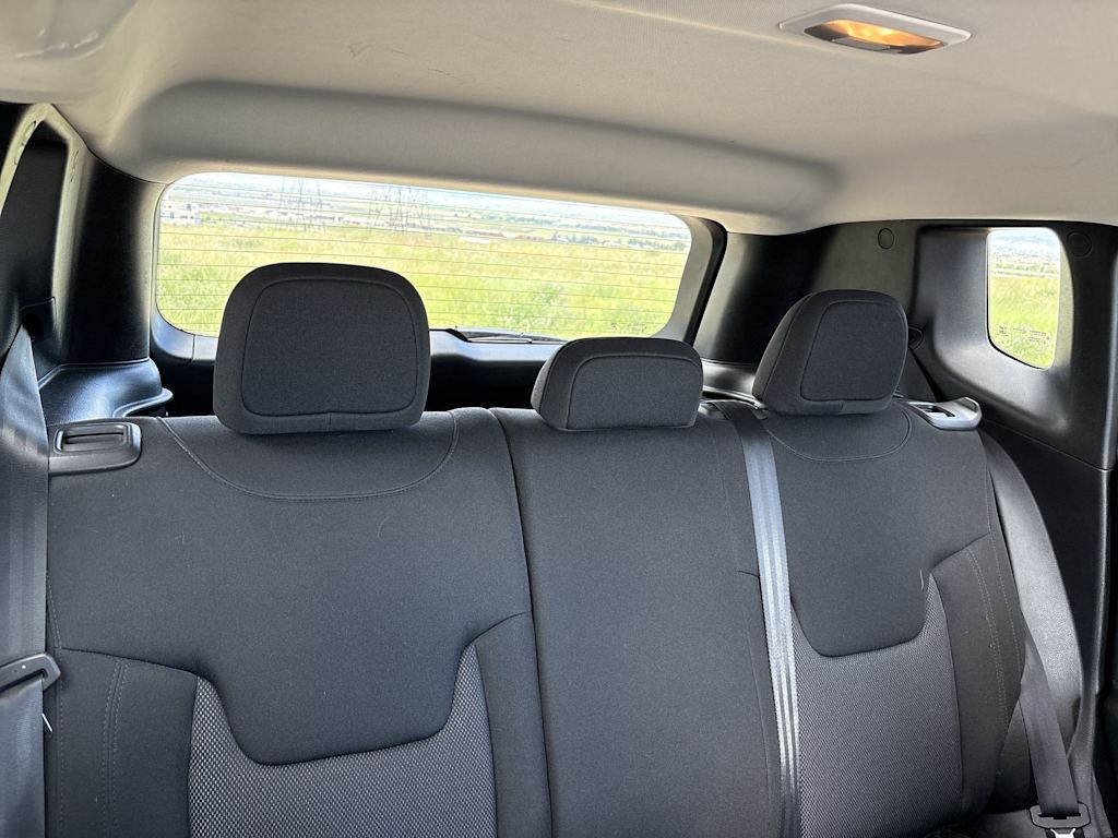 Thumbnail: 2021 Jeep Renegade - 8