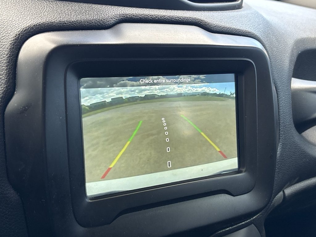 Thumbnail: 2021 Jeep Renegade - 21