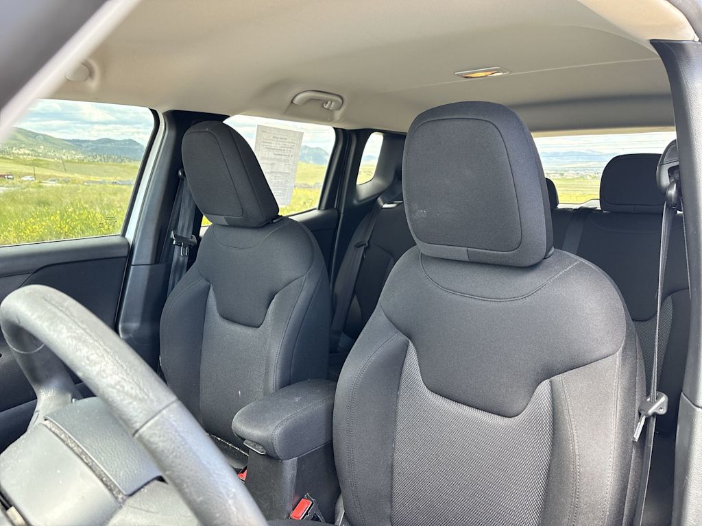Thumbnail: 2021 Jeep Renegade - 7