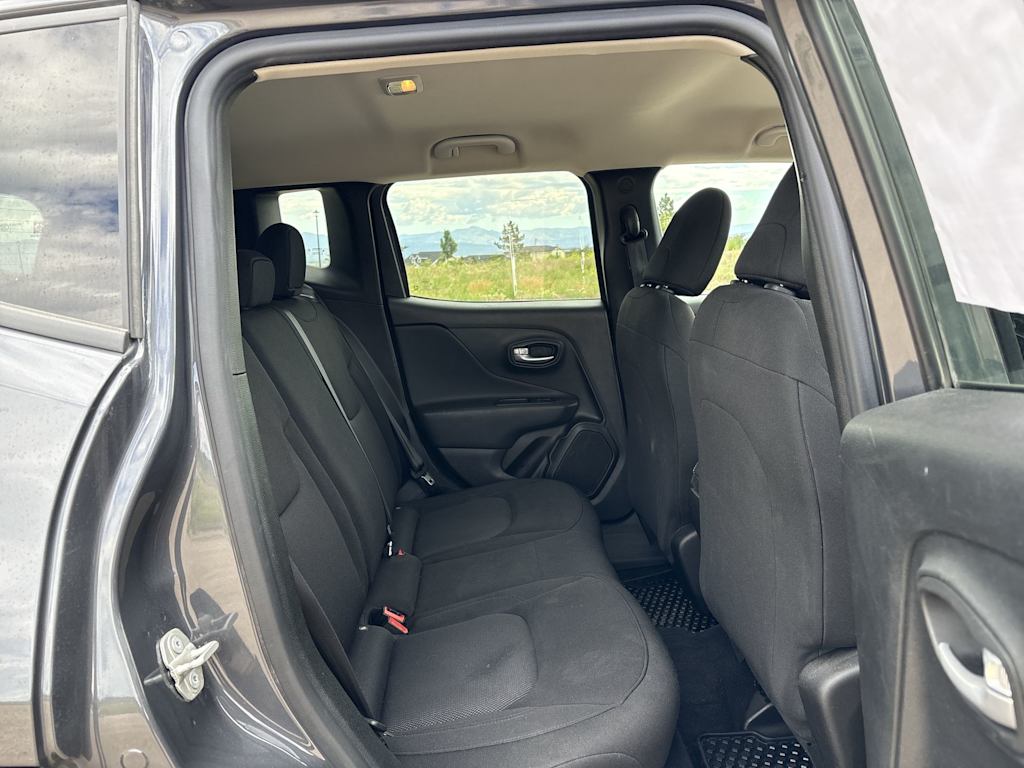 Thumbnail: 2023 Jeep Renegade - 36