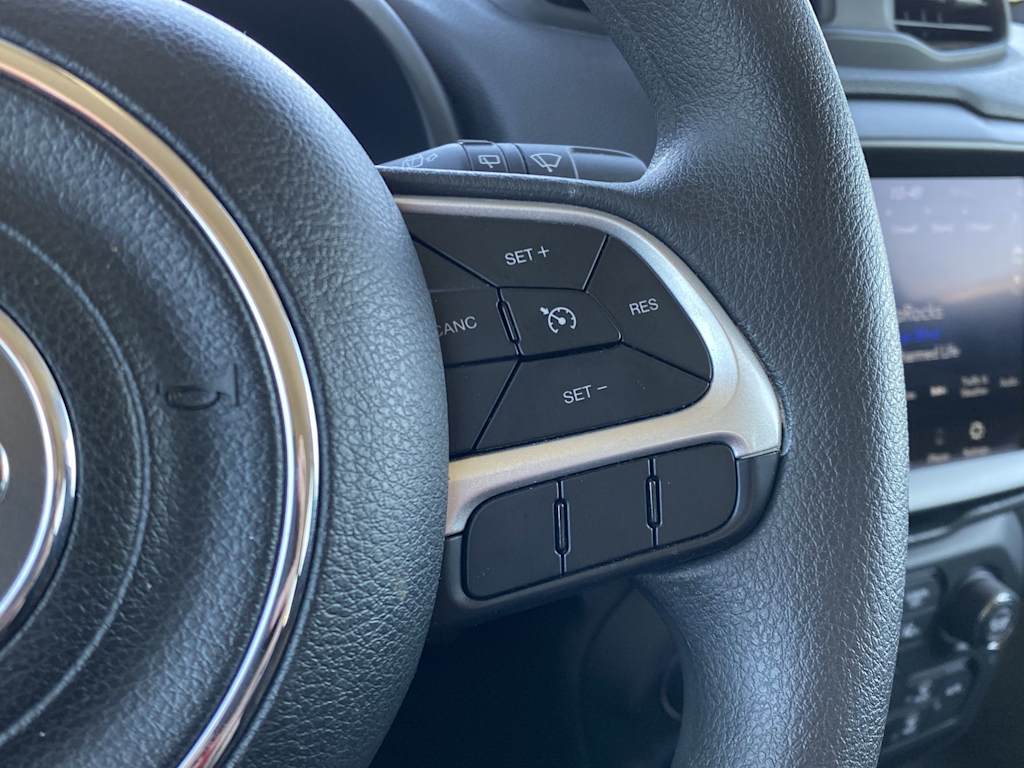 Thumbnail: 2023 Jeep Renegade - 33