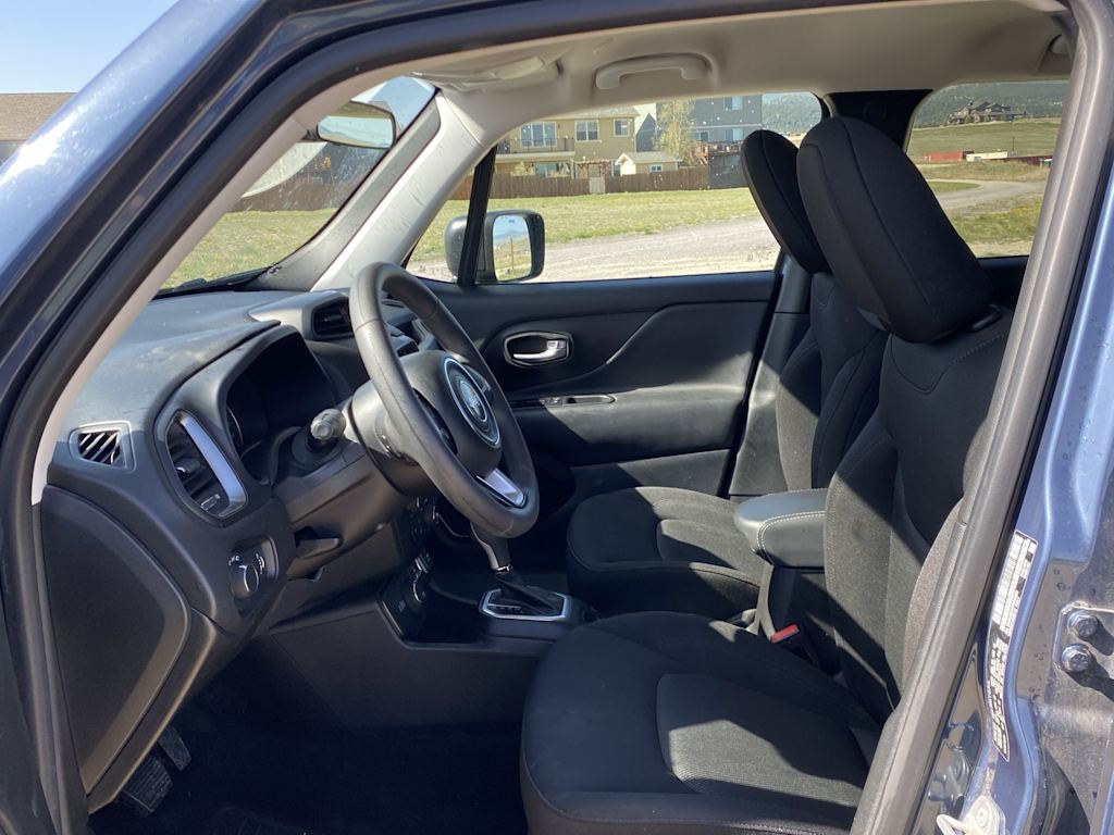 Thumbnail: 2023 Jeep Renegade - 9