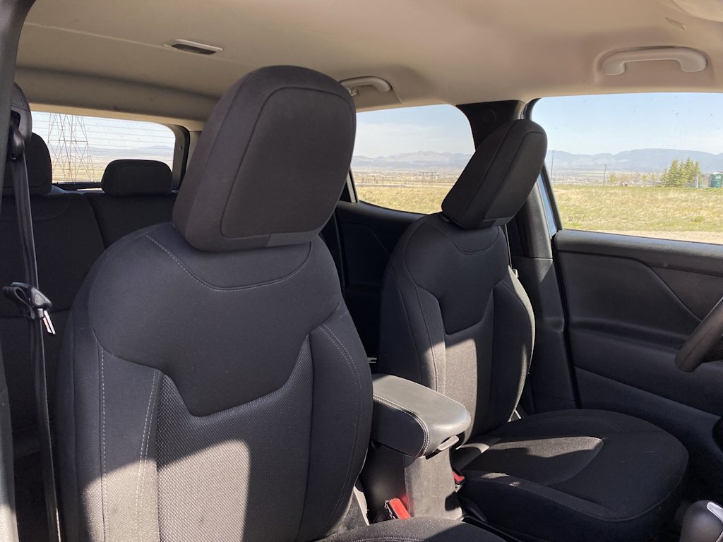 Thumbnail: 2023 Jeep Renegade - 10