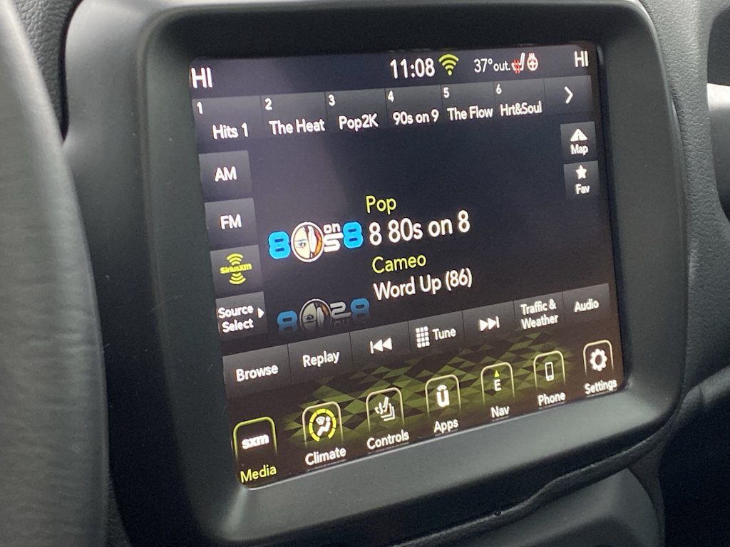 Thumbnail: 2023 Jeep Renegade - 31