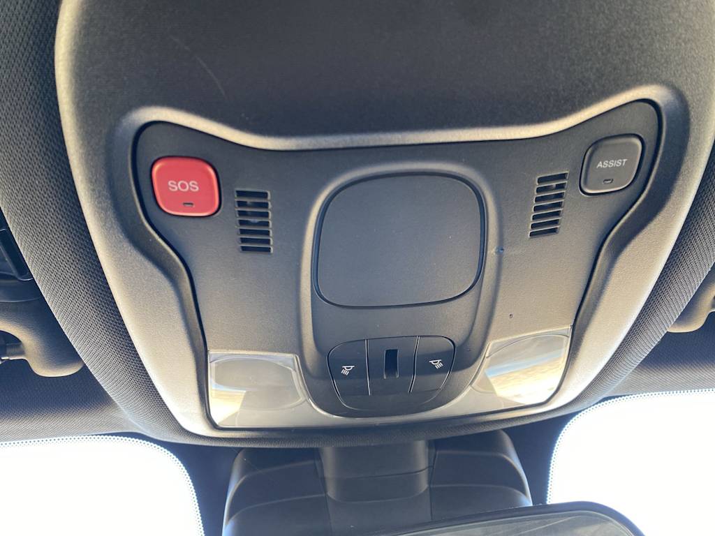 Thumbnail: 2022 Jeep Renegade - 29