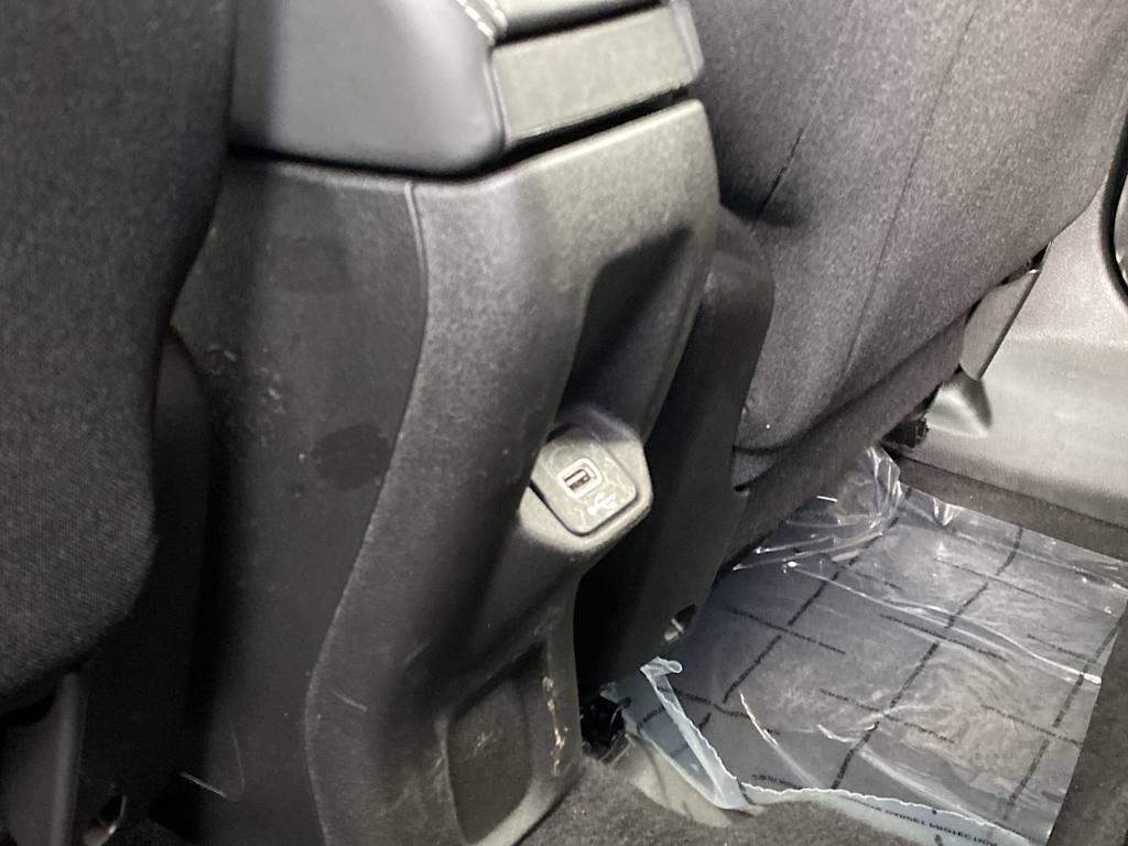 Thumbnail: 2022 Jeep Renegade - 36