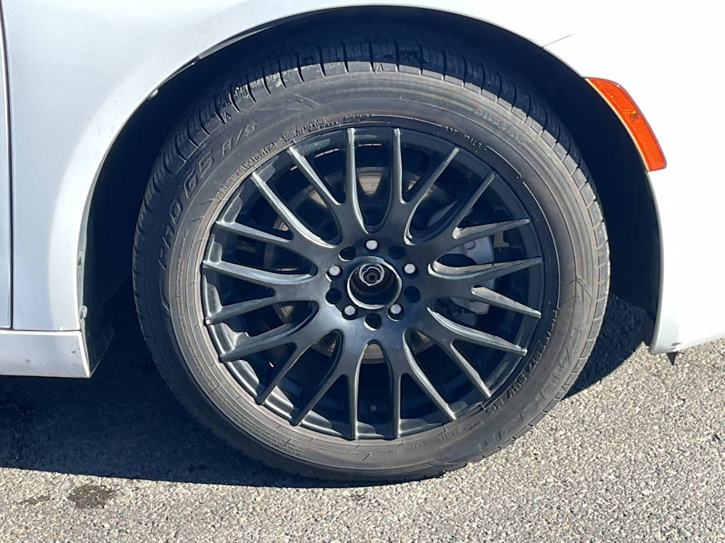 Thumbnail: 2017 Chrysler 200 - 8