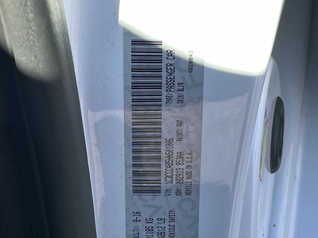 Thumbnail: 2017 Chrysler 200 - 19