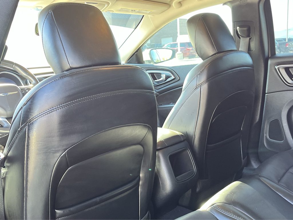 Thumbnail: 2017 Chrysler 200 - 13