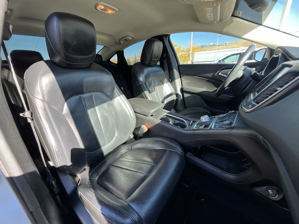 Thumbnail: 2017 Chrysler 200 - 12