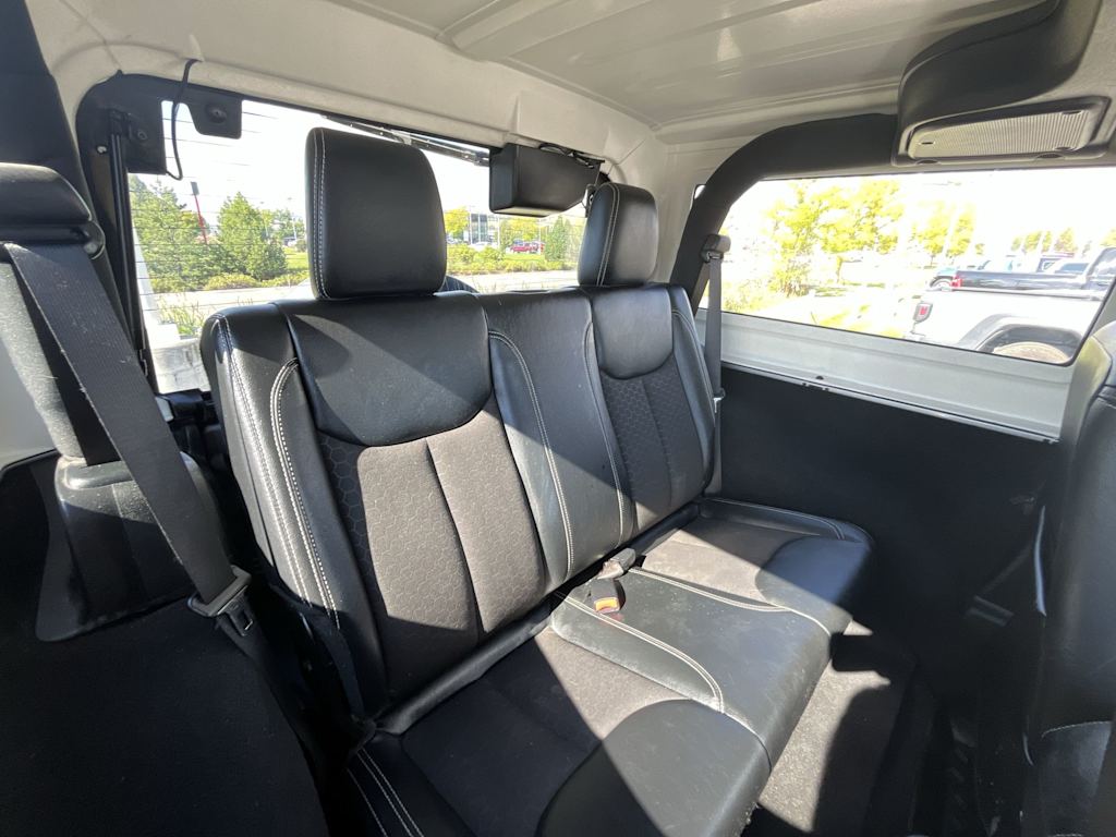 Thumbnail: 2018 Jeep Wrangler - 13