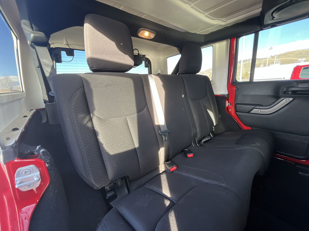 Thumbnail: 2014 Jeep Wrangler - 21