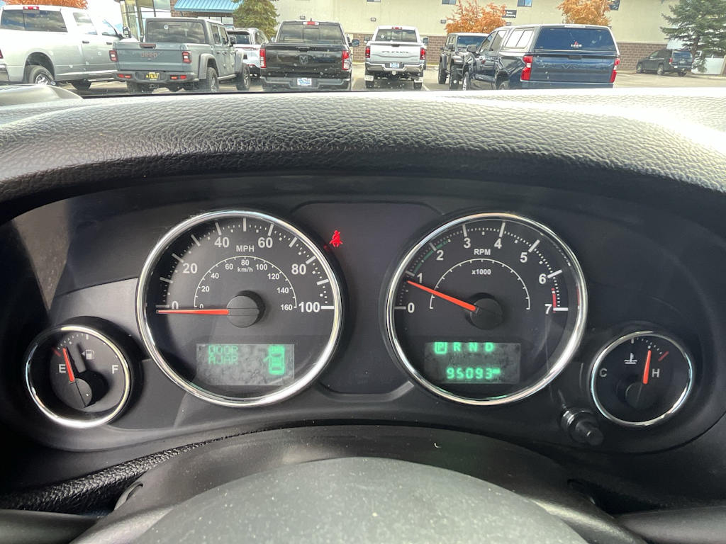 Thumbnail: 2015 Jeep Wrangler - 17