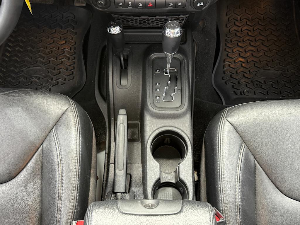 Thumbnail: 2014 Jeep Wrangler - 12