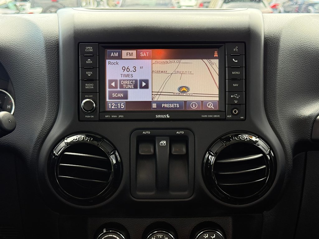 Thumbnail: 2014 Jeep Wrangler - 11